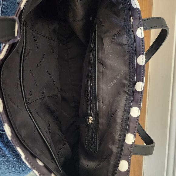 Calvin Klein black and white polkadot tote bag - Picture 5 of 5